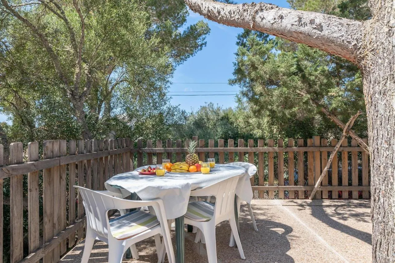 Es Jaç Vila Cala Llombards